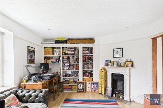 Kirkstall Road, London, SW2
