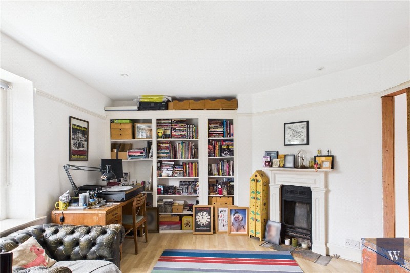 Kirkstall Road, London, SW2