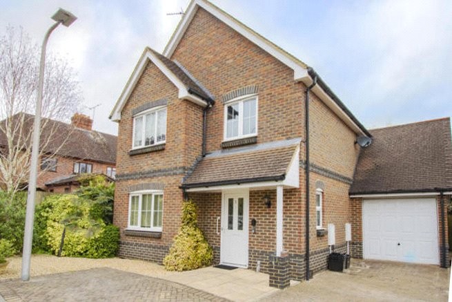 Village Close, Wokingham, Berkshire, RG41