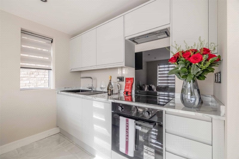 Hewlett Place, Bagshot, Surrey, GU19