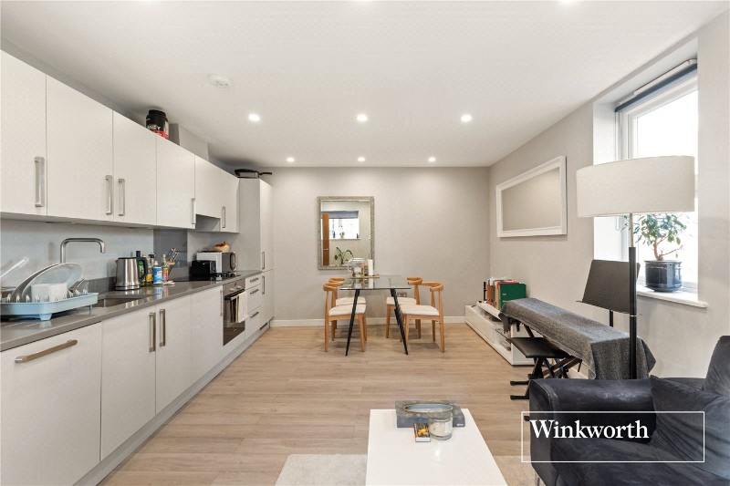 Cornwall Avenue, Finchley, London, N3