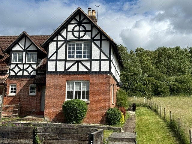 Horsebridge Farm Cottages, Kings Somborne, Stockbridge, Hampshire, SO20