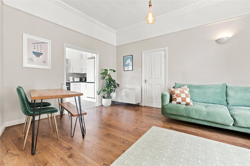 Cazenove Road, London, N16