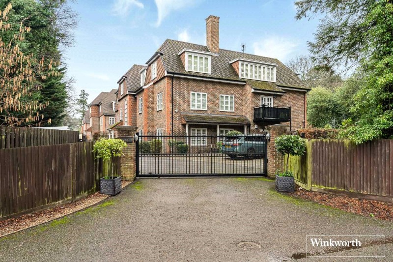 London Road, Sunningdale, Ascot, Berkshire, SL5