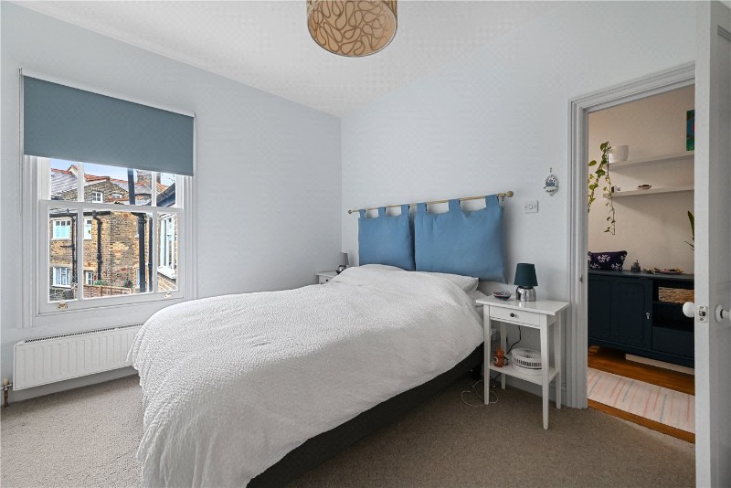 Third Avenue, London, W10