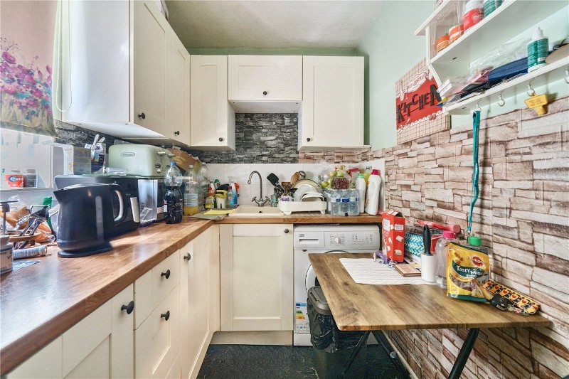 Eeklo Place, Newbury, Berkshire, RG14