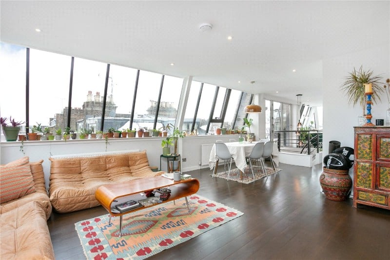 Highbury Hill, London, N5