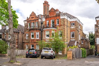 Palace Road, London, SW2