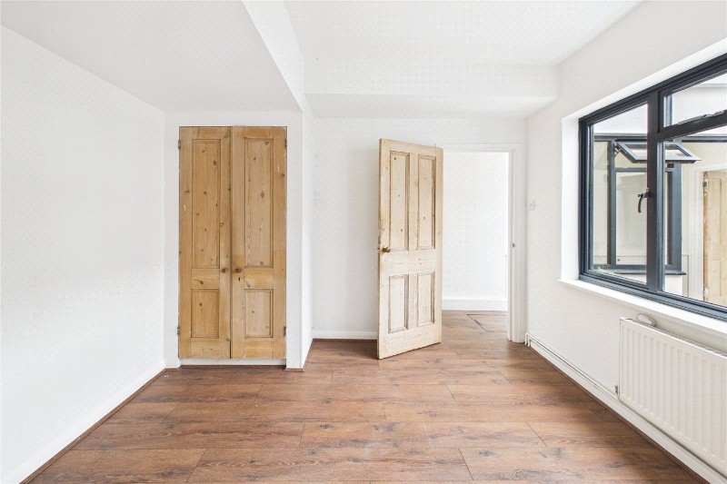 Morrish Road, London, SW2