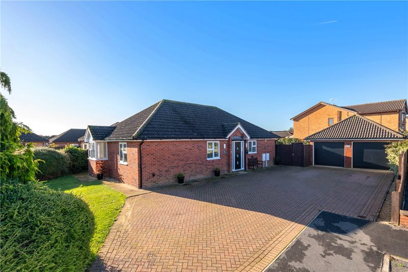 Pegasus Grove, Bourne, PE10
