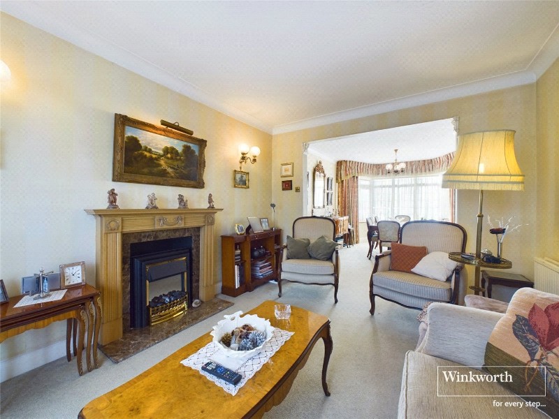 Edgeworth Crescent, Hendon, London, NW4