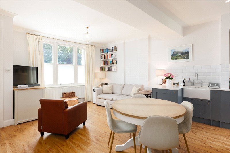 Lacy Road, Putney, London, SW15