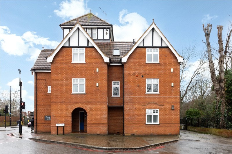 Upper Richmond Road, London, SW15