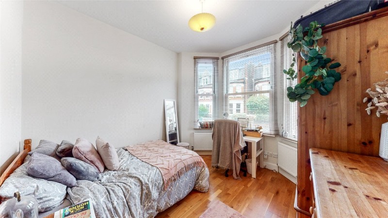 Lammas Park Road, Ealing, W5
