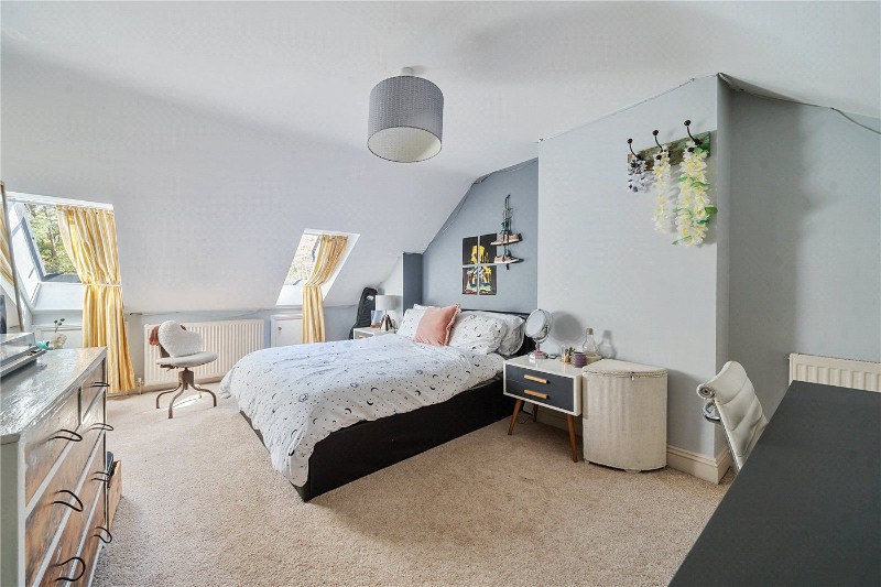 Old Compton Lane, Farnham, Surrey, GU9