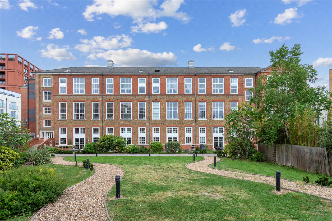 Enfield Road, London, N1