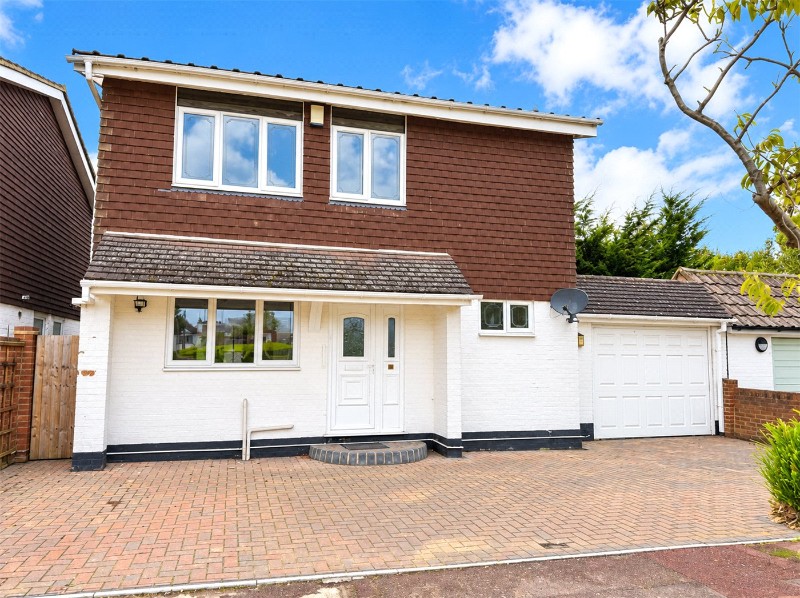 Holmsdale Close, Westcliff-on-Sea, Essex, SS0