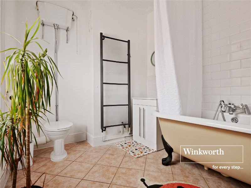Leaphill Road, Bournemouth, BH7