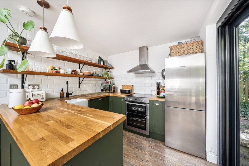 Versailles Road, London, SE20