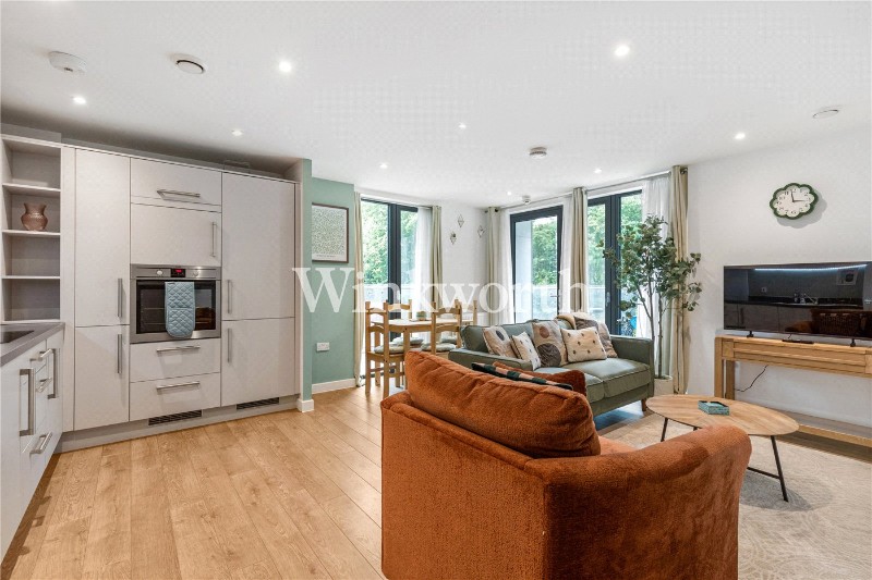 Lapwing Heights, Waterside Way, London, N17