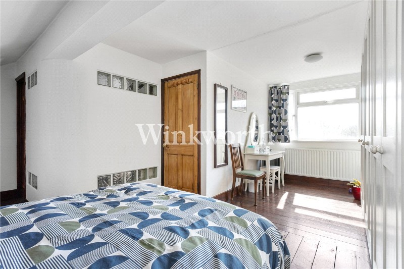 Fox Lane, London, N13
