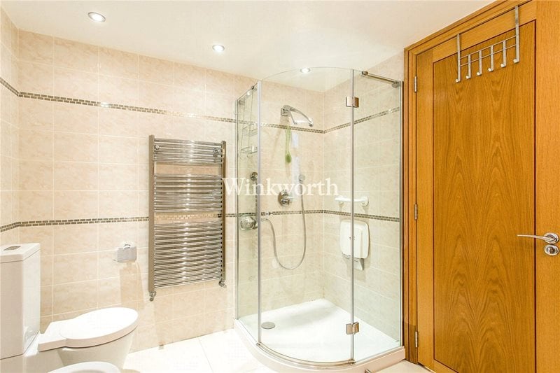 Stanview Court, 5 Queens Road, London, NW4