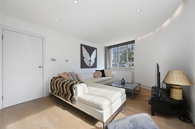 Lansdowne Road, London, W11