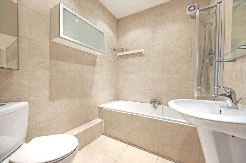 Melina Road, London, W12