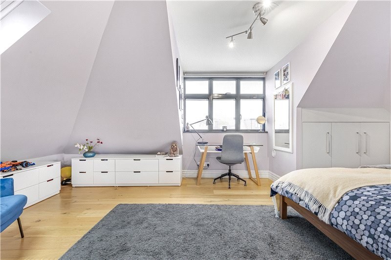 Parke Road, Barnes, London, SW13
