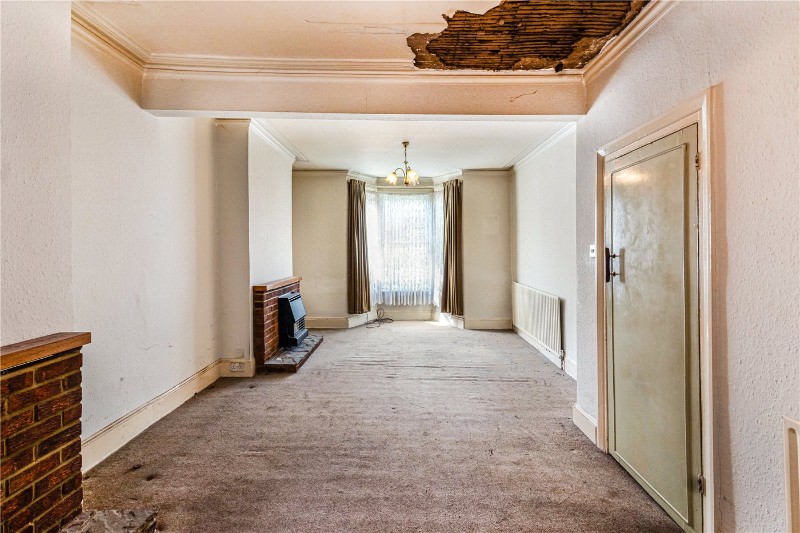 Henslowe Road, London, SE22