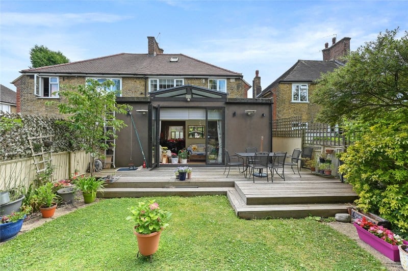 Steventon Road, London, W12