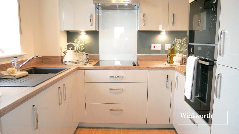 Westpole Avenue, Oakwood, EN4