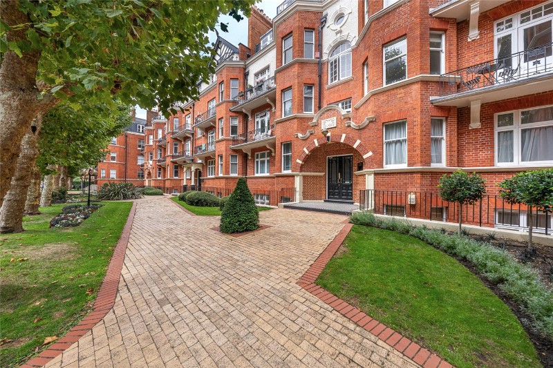 Ashworth Mansions, Elgin Avenue, London, W9