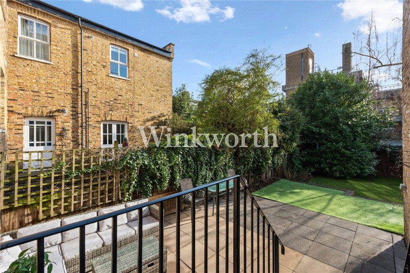 Gloucester Drive, London, N4