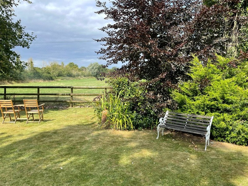 High Street, Worton, Devizes, Wiltshire, SN10