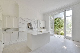 Shooters Hill Road, Blackheath, London, SE3