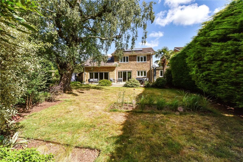 Selborne Close, Petersfield, Hampshire, GU32