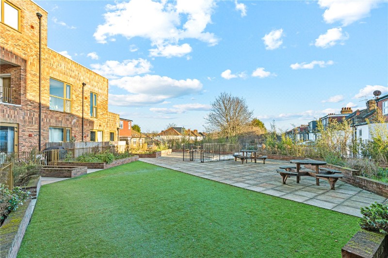Ridge Road, Tooting, CR4