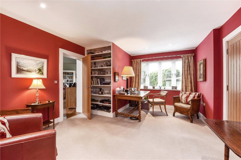 White Hart Cottages, College Street, Petersfield, Hampshire, GU31