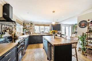 Plover Drive, Milford on Sea, Lymington, Hampshire, SO41