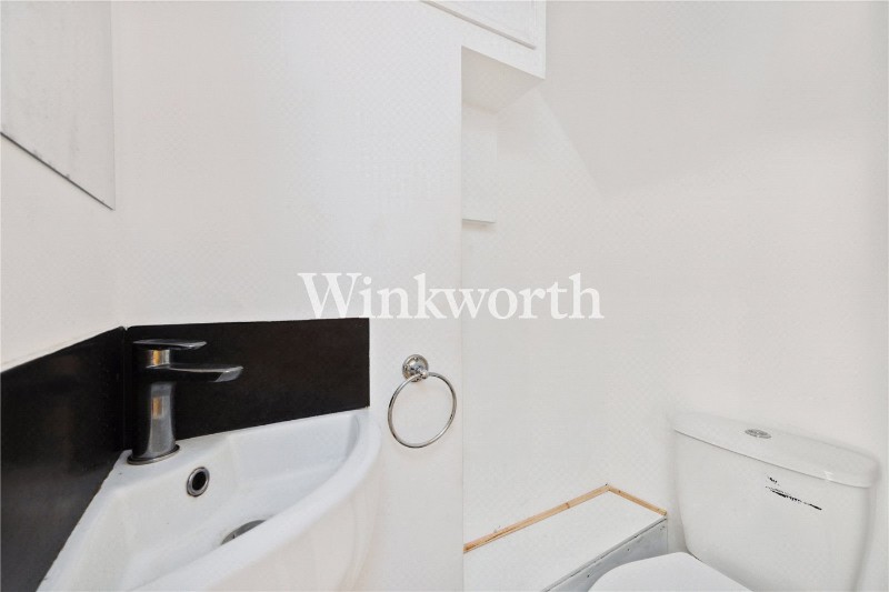 Falkland Road, London, N8