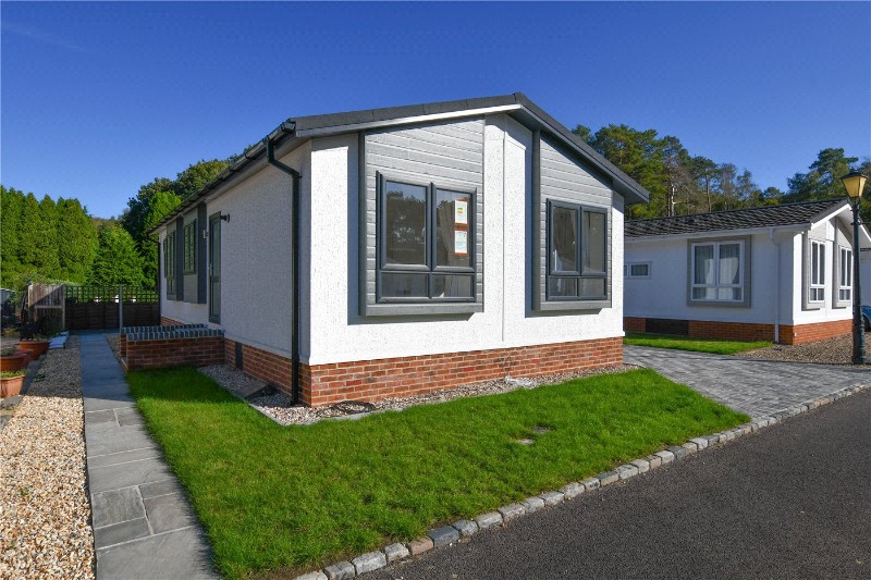 Pinewood Caravan Park, Wokingham, Berkshire, RG40