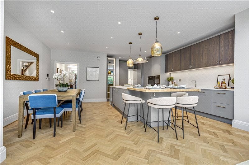 Westmoreland Road, Barnes, London, SW13