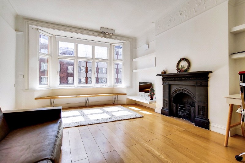 Southampton Row, London, WC1B