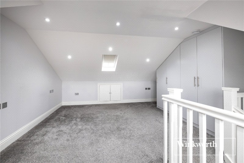 Hendon Lane, London, N3