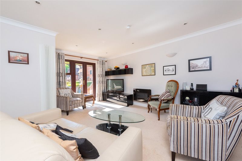 Heathlands Court, Wokingham, Wokingham, Berkshire, RG40