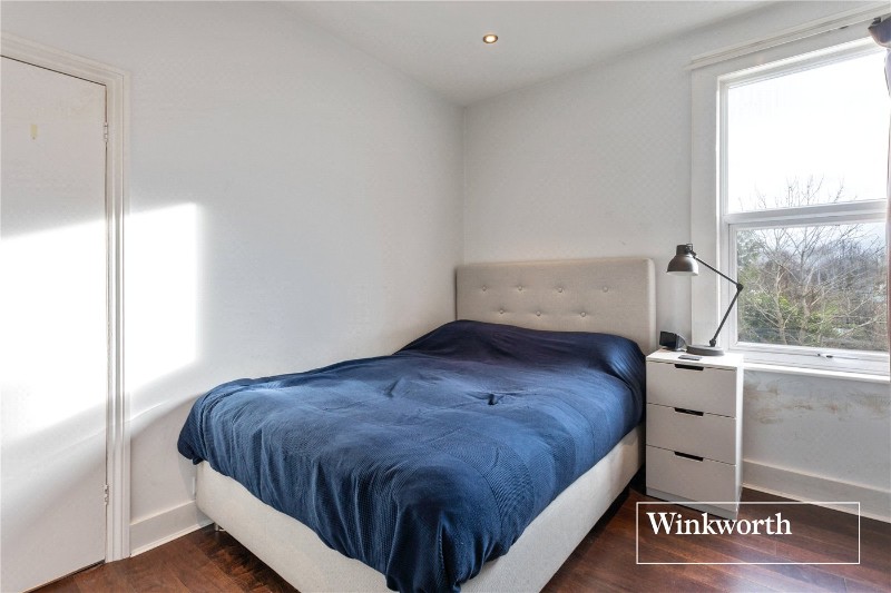 Squires Lane, Finchley, London, N3