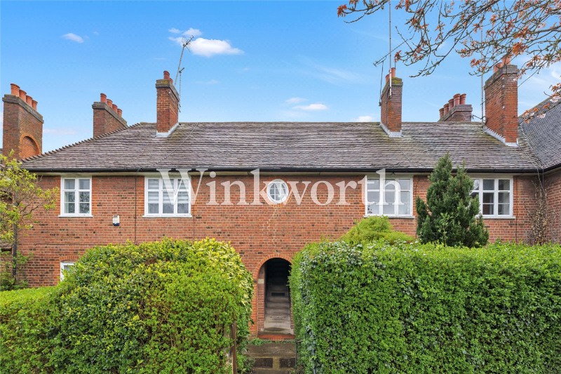 Addison Way, London, NW11