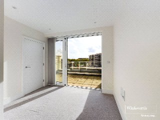 Champlain Street, Reading, Berkshire, RG2