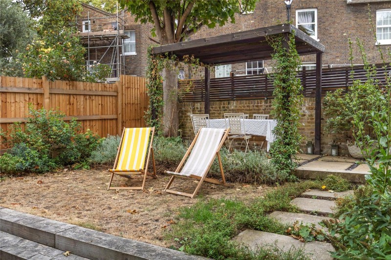 Cowley Road, London, SW9